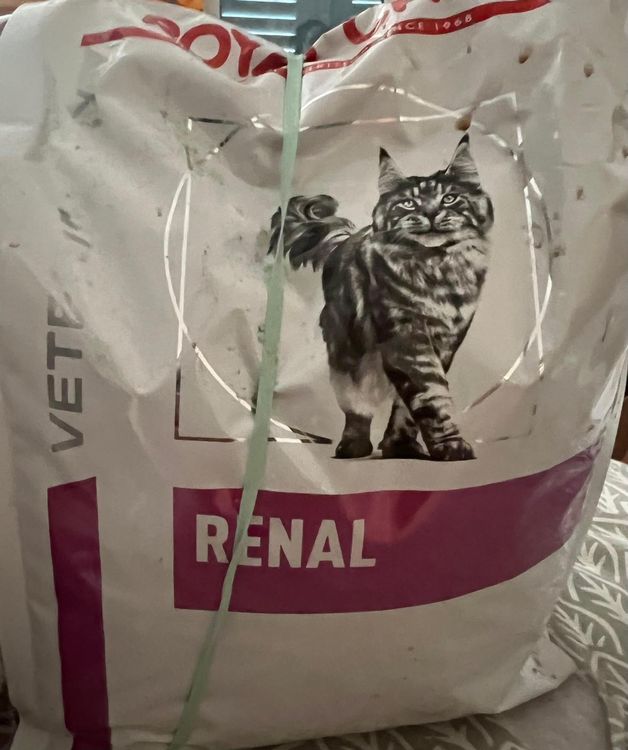 Grosse Menge Katzenfutter Spezial | Kaufen auf Ricardo