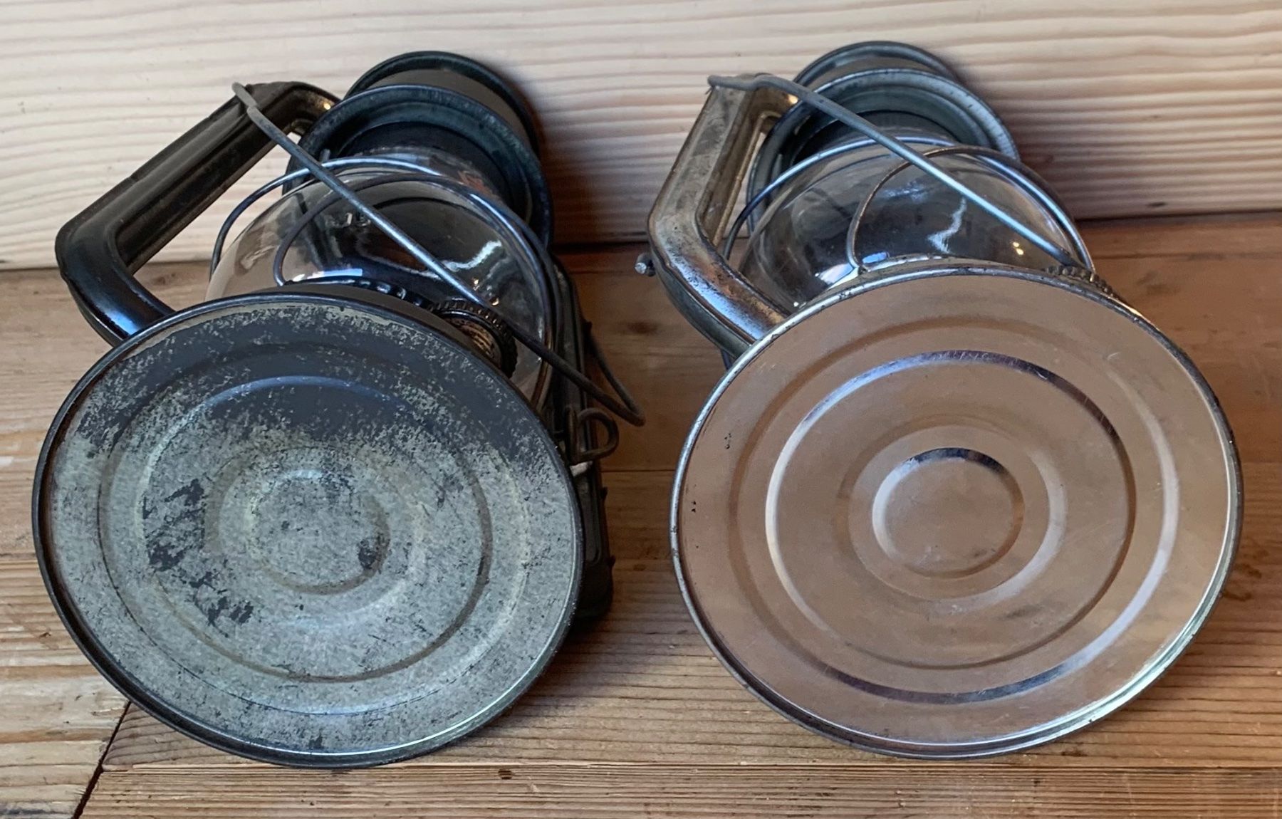 Lampes & Eclairage: 2 Petrollaternen Chalwyn der CH Armee – D'occasion à Goldingen par Bergler012 5