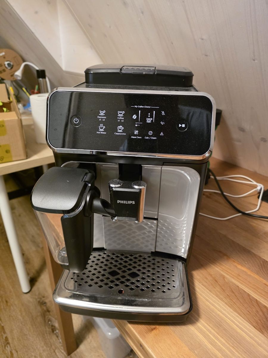 Philips Kaffeemaschinen & Espressomaschinen: Gepflegte Philips Kaffeevollautomat – Gebraucht aus Hölstein von Moserei14 3