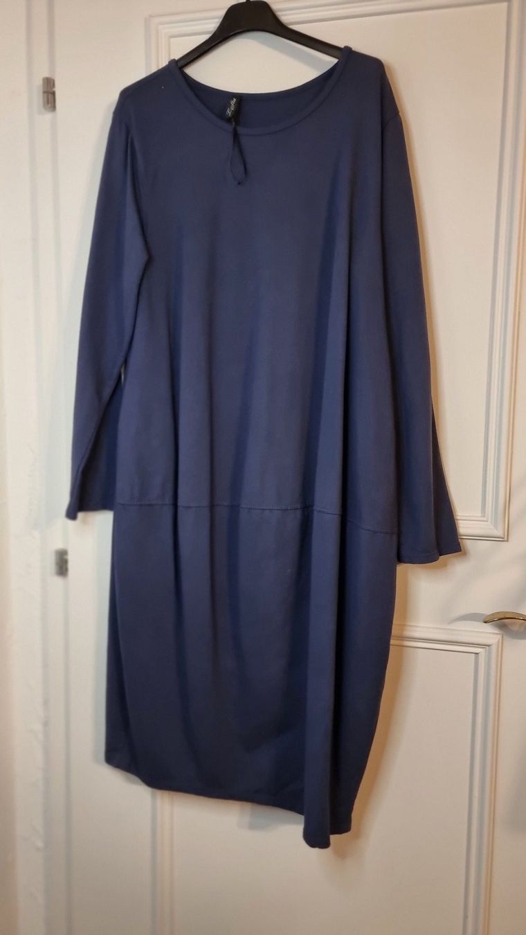 Vestiti: Kleid Größe L/XL – Usato da Wald ZH venduto da Martin79 3