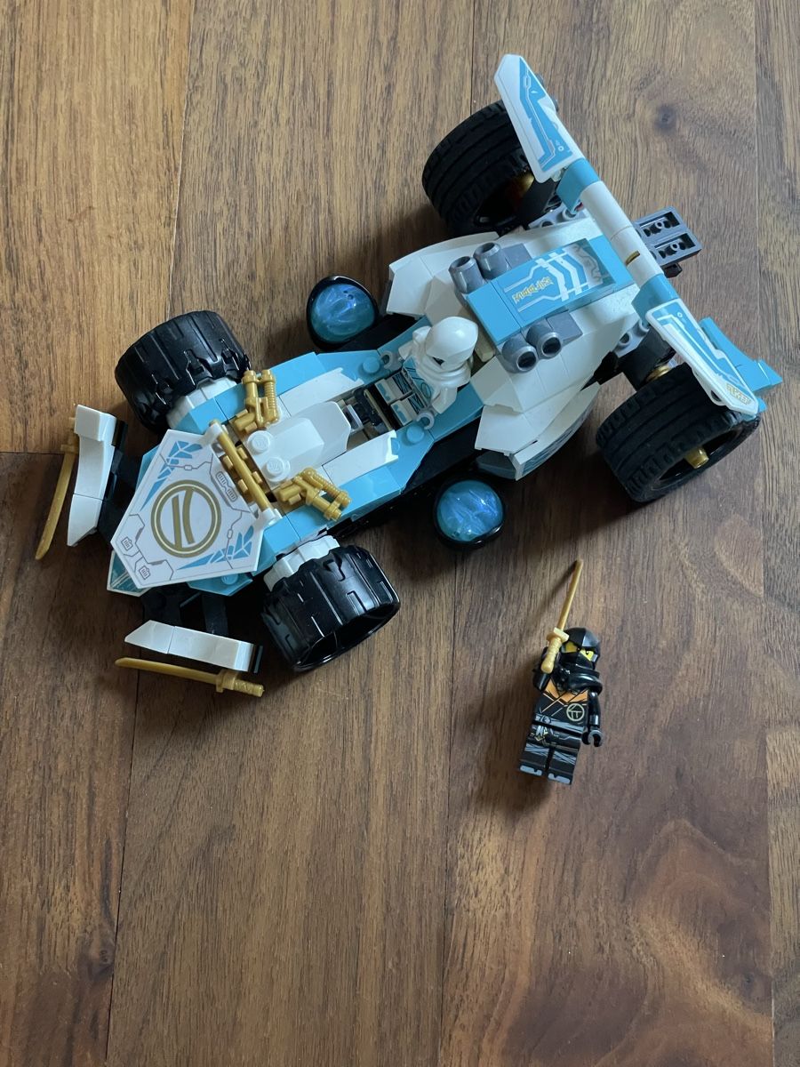 Lego Giocattoli: Lego Ninjago Auto Set, Zane – Usato da Fehraltorf venduto da Nadja0205