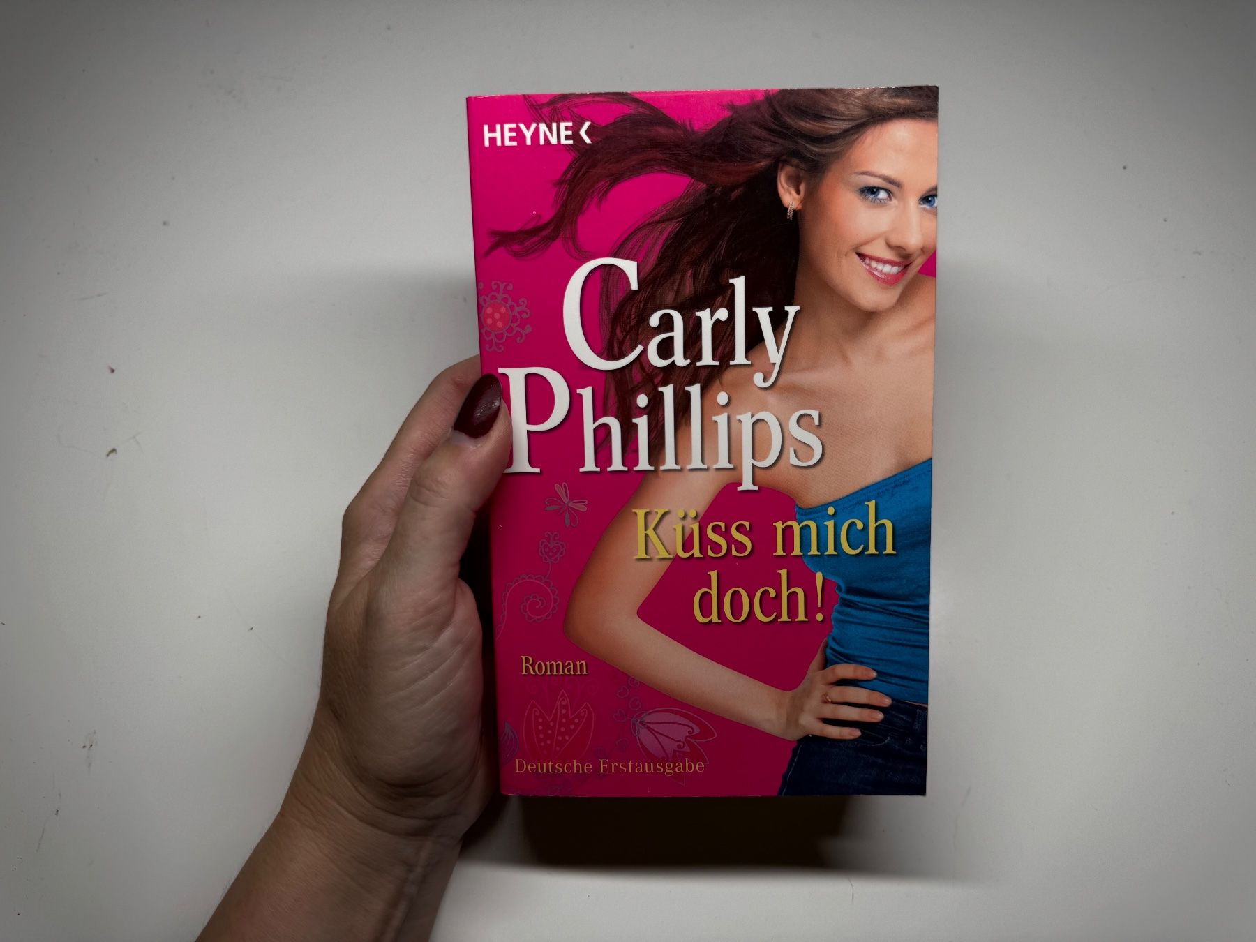 Livres: ROMAN: Carly Phillips, Küss mich doch! – D'occasion à Grosswangen par Deutsche_Romane