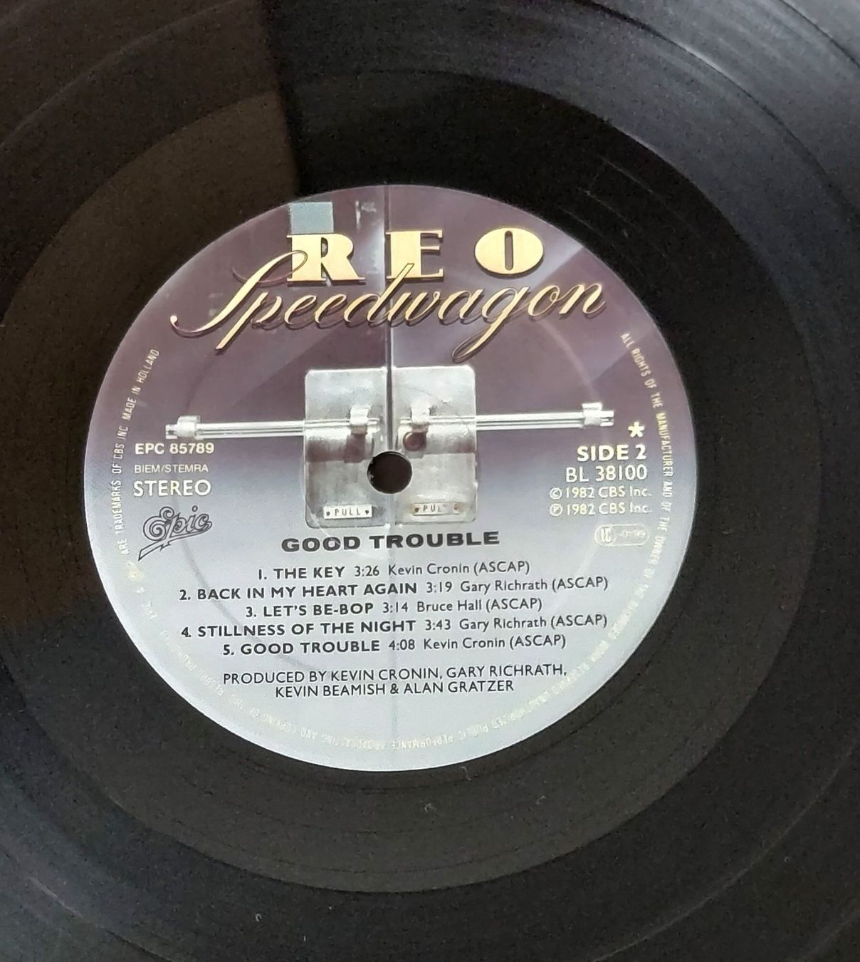 Schallplatten: LP - REO SPEEDWAGON - GOOD TROUBLE – Gebraucht aus Steckborn von Quo7 2