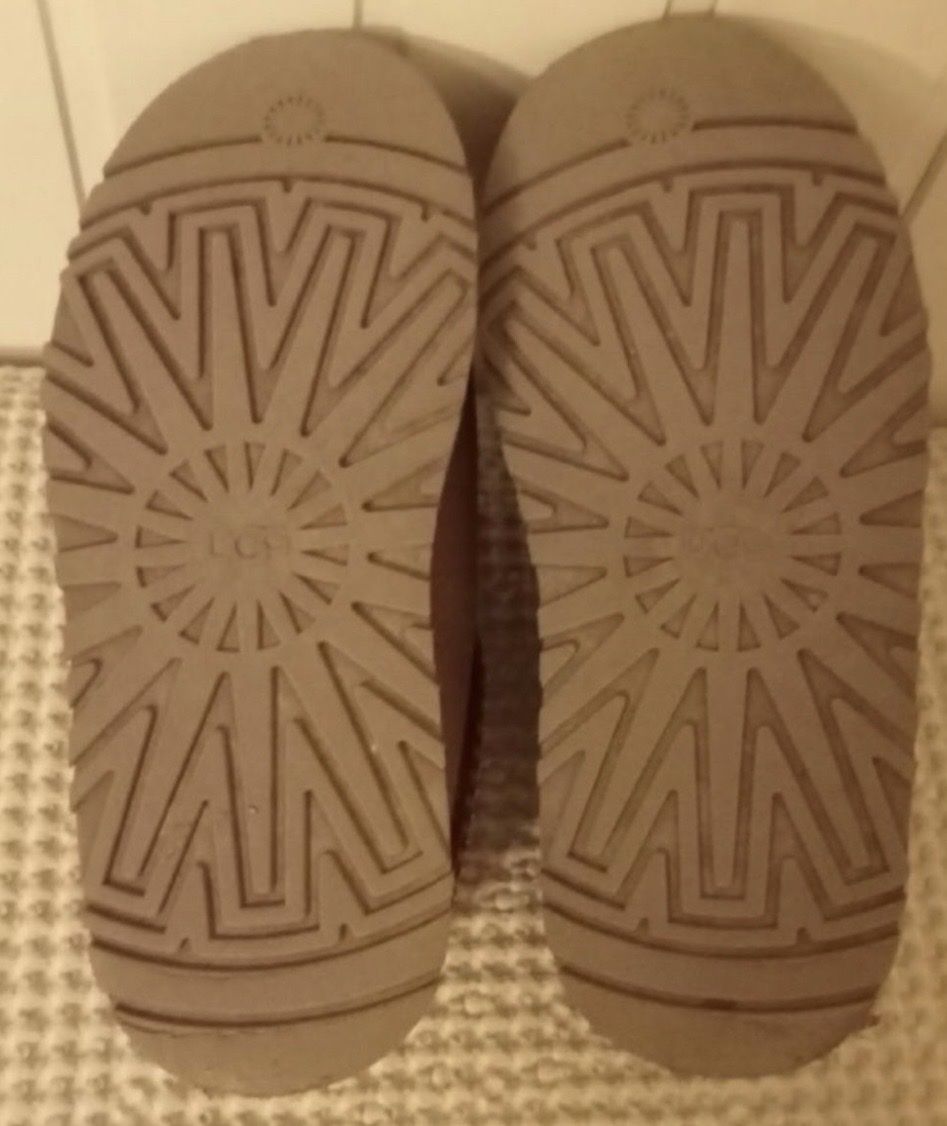 Ugg Damenschuhe: Ugg Schuh TAZZ Slipper Chestnut 39 – Gebraucht aus Zürich von whitelily 2