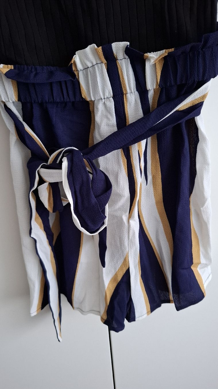 Tute: Jumpsuit / Romper - Grösse M – Nuovo e nell'imballaggio originale da Rickenbach b. Wil venduto da VeryLovelyThings 3