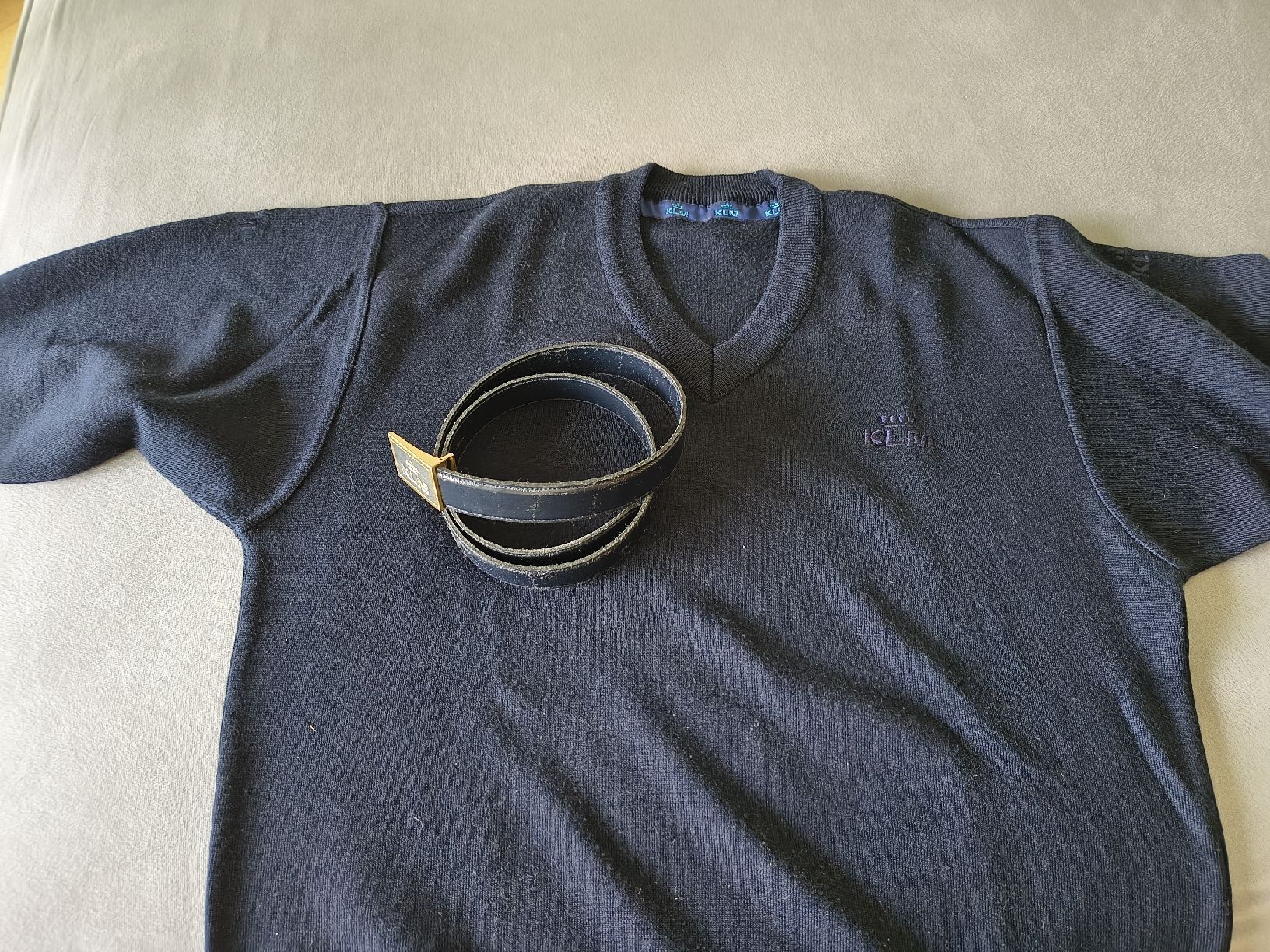 Maglioni & Felpe: KLM Sweater mit Gurt - vintage – Usato da Oberglatt ZH venduto da ang_7znb 1