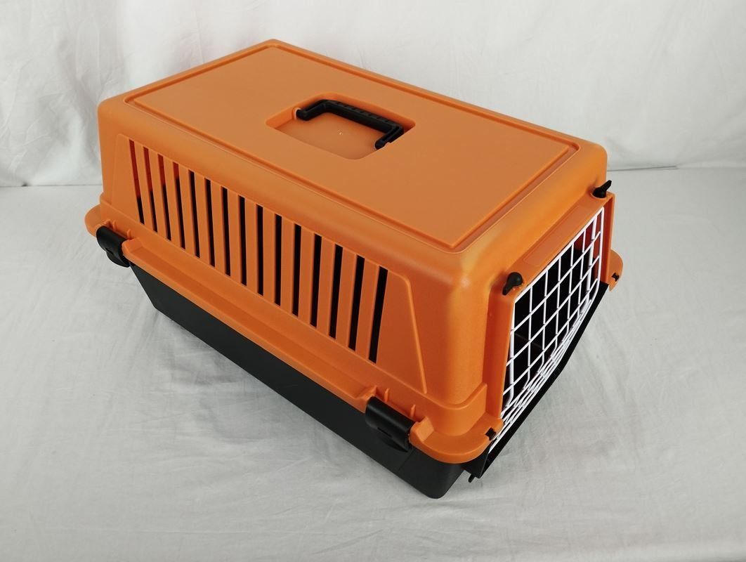 Ferplast Käfige, Transport & Sicherheit: FERPLAST Katzen-Transportbox schwarz/orange – Gebraucht aus Schübelbach von Restwert_Schubelbach