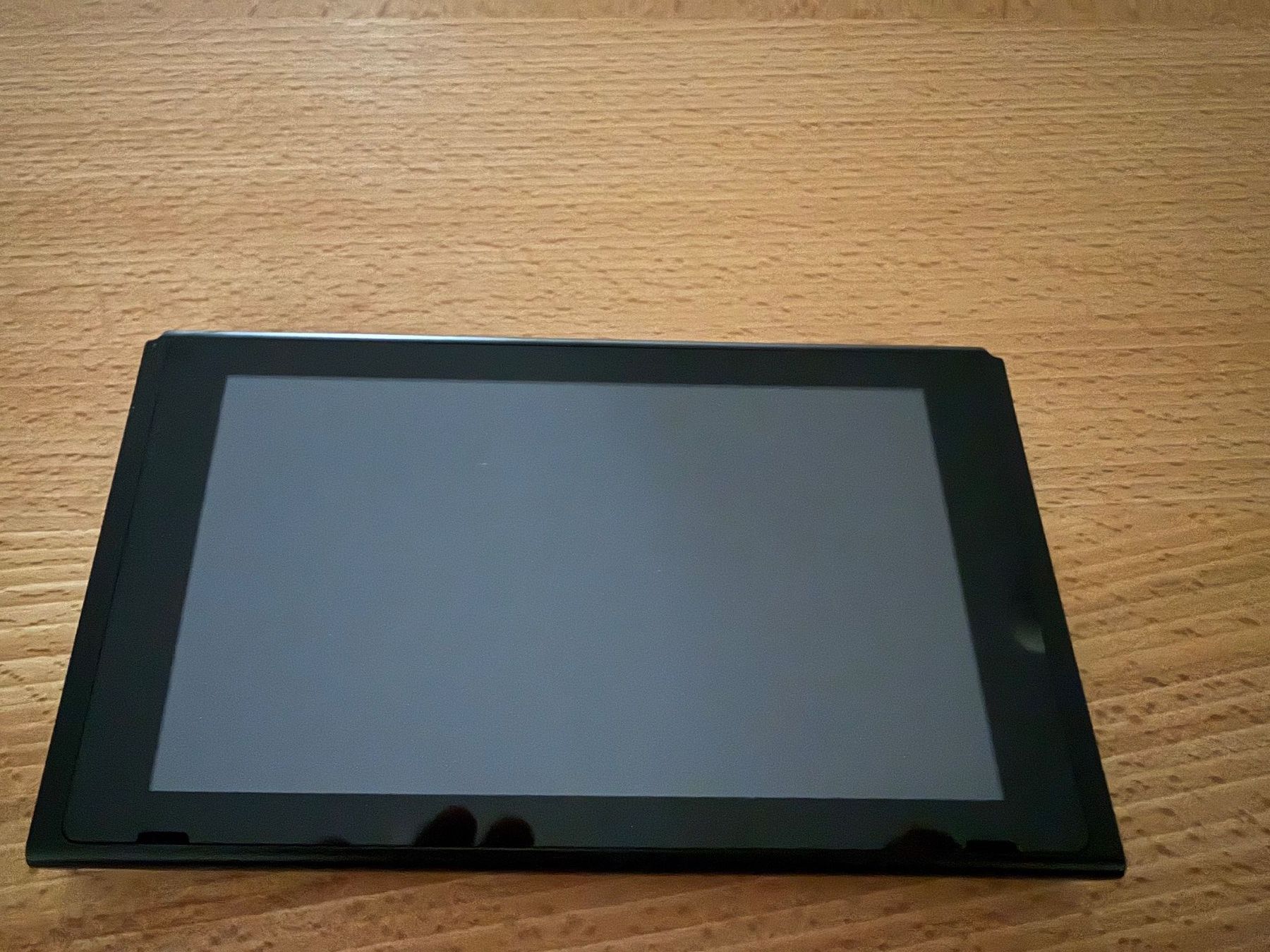 Nintendo Console: Nintendo Switch Konsole schwarz guter Zustand – Usato da Spreitenbach venduto da Jesset 1