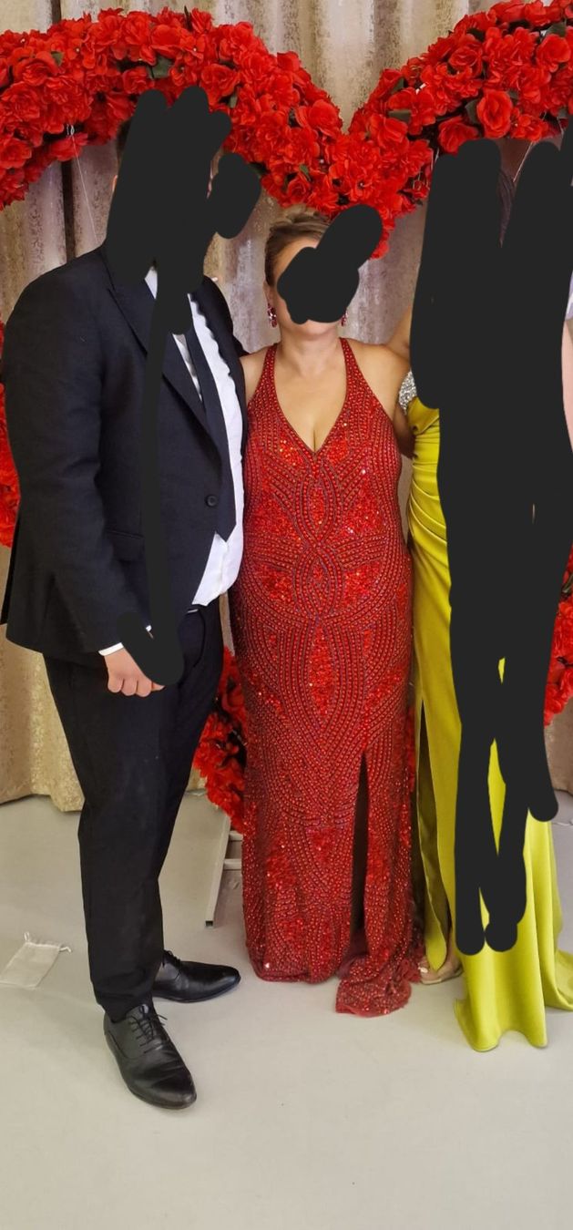 Vestiti: rotes Abendkleid mit Steinen XL – Usato da Winterthur venduto da ber_5zqb 9