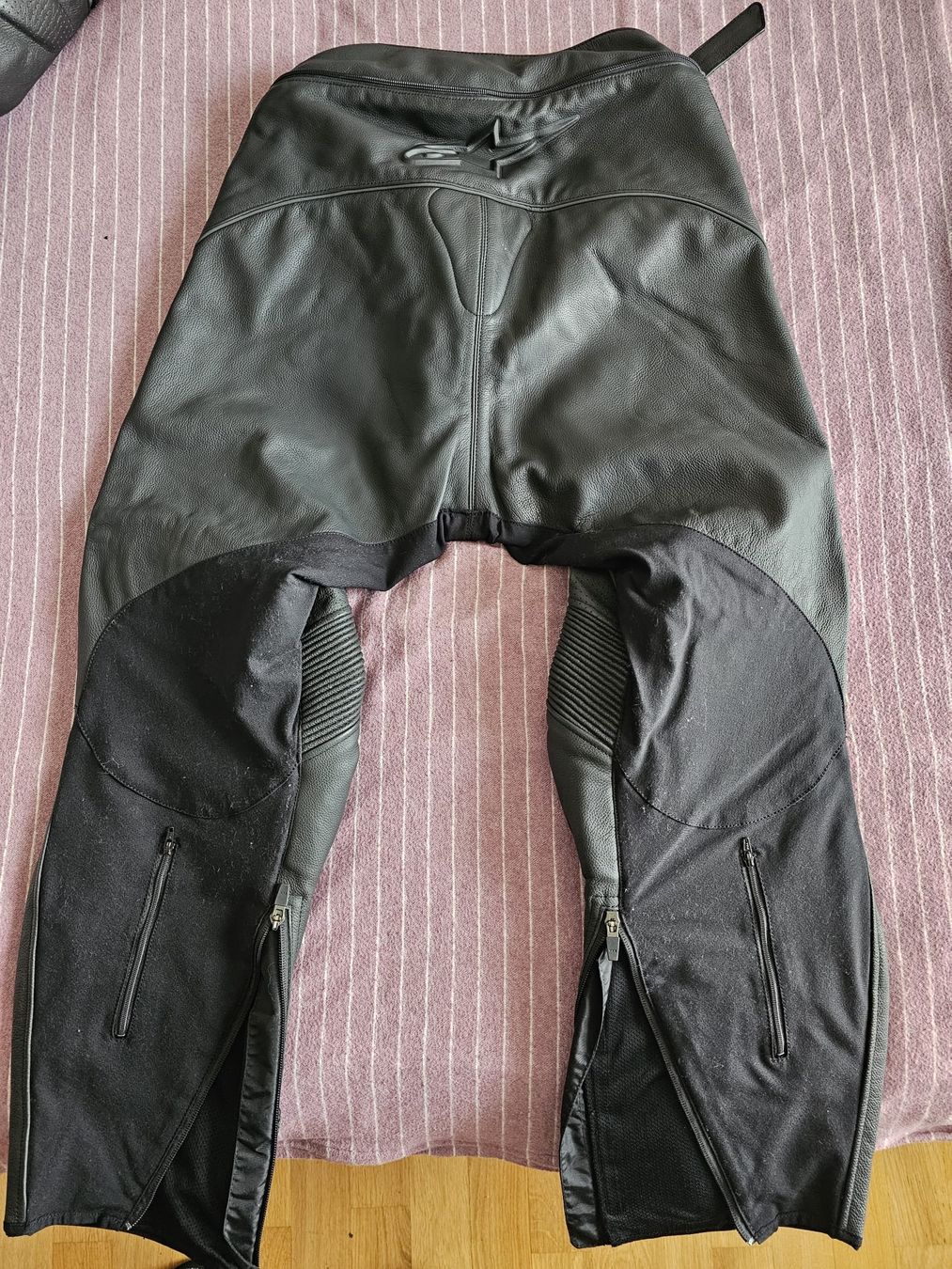Alpinestars Completi: Combinaison Moto Alpinestars Cuir – Usato da Bulle venduto da Cargomez 6
