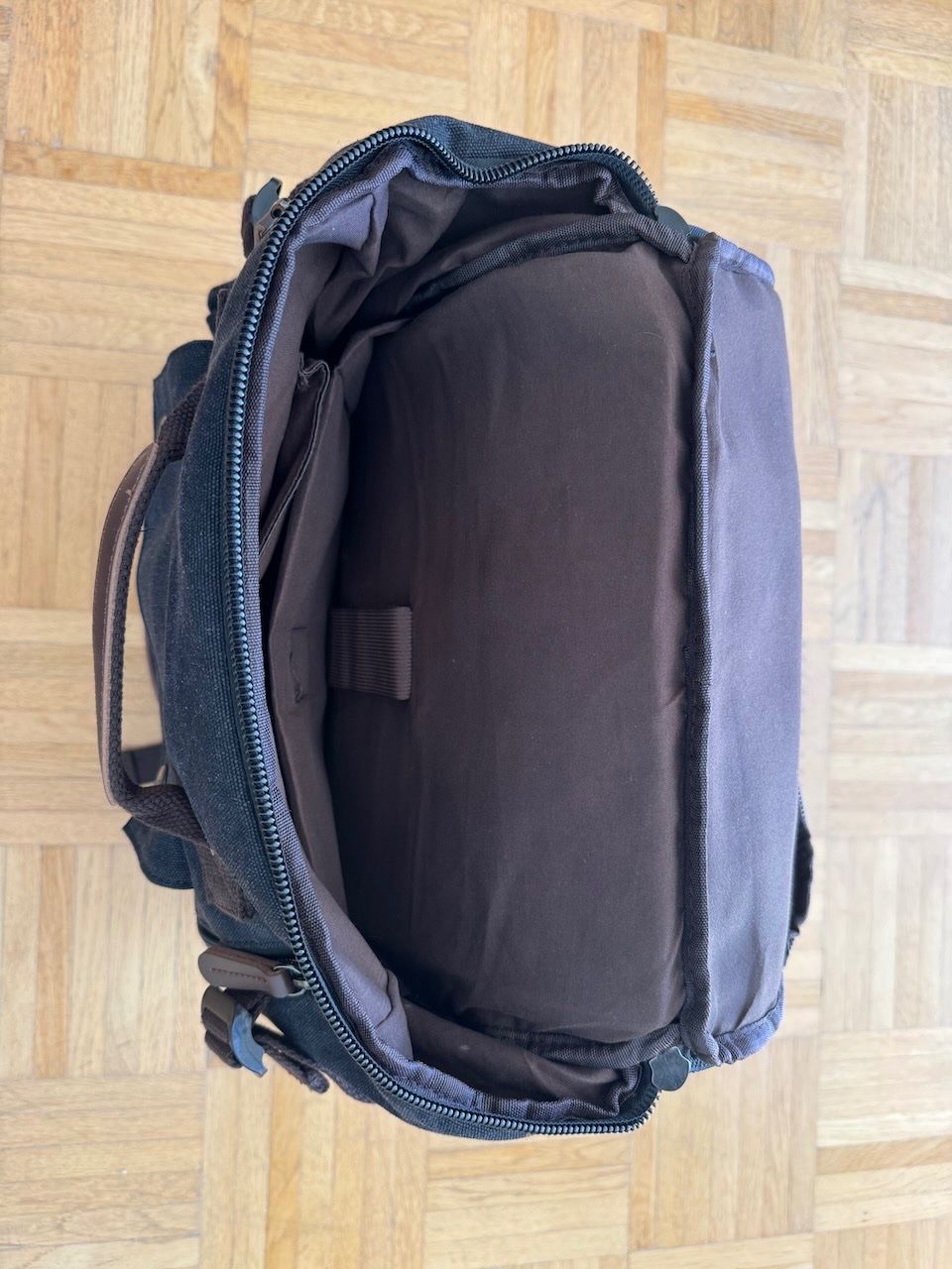 Zaini: Rucksack Vintage Canvas 20Ltr Retro schwarz – Nuovo (secondo la descrizione) da Zürich venduto da elbrujo 2