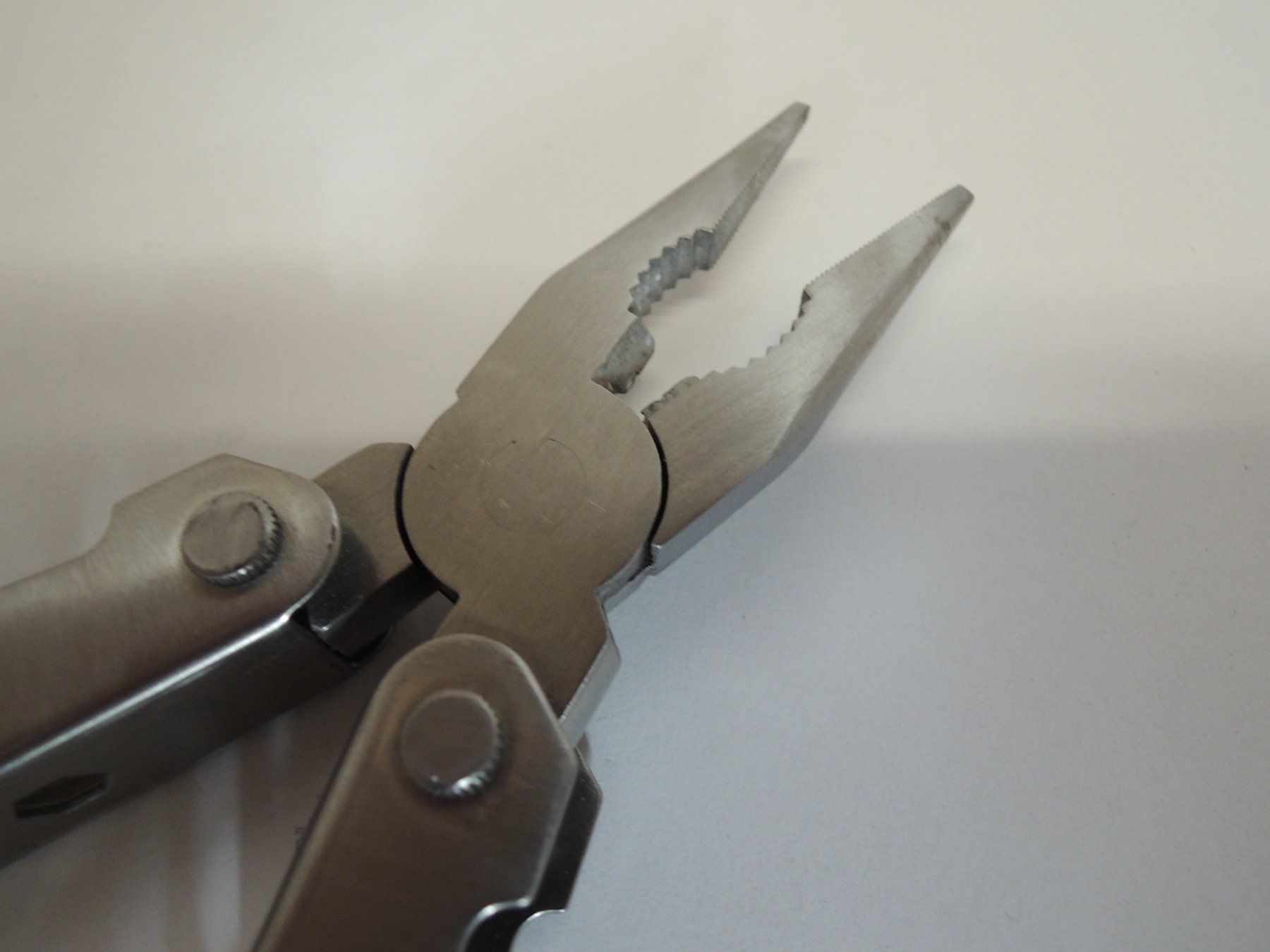 Uniformen: NEUES Messer, Zange, Universalwerkzeug – Neu (gemäss Beschreibung) aus Uznach von Othmar52 2