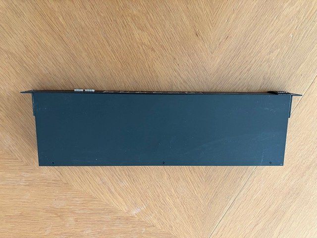 Zyxel Hub & Switch: Zyxel GS-1124A Switch – Usato da Schliern b. Köniz venduto da Rene-B 3