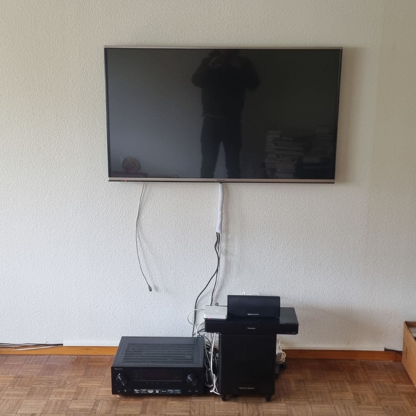 Panasonic Televisori: TV Panasonic Wandmodel smart-TV – Usato da Zürich venduto da ret_7ppg 2