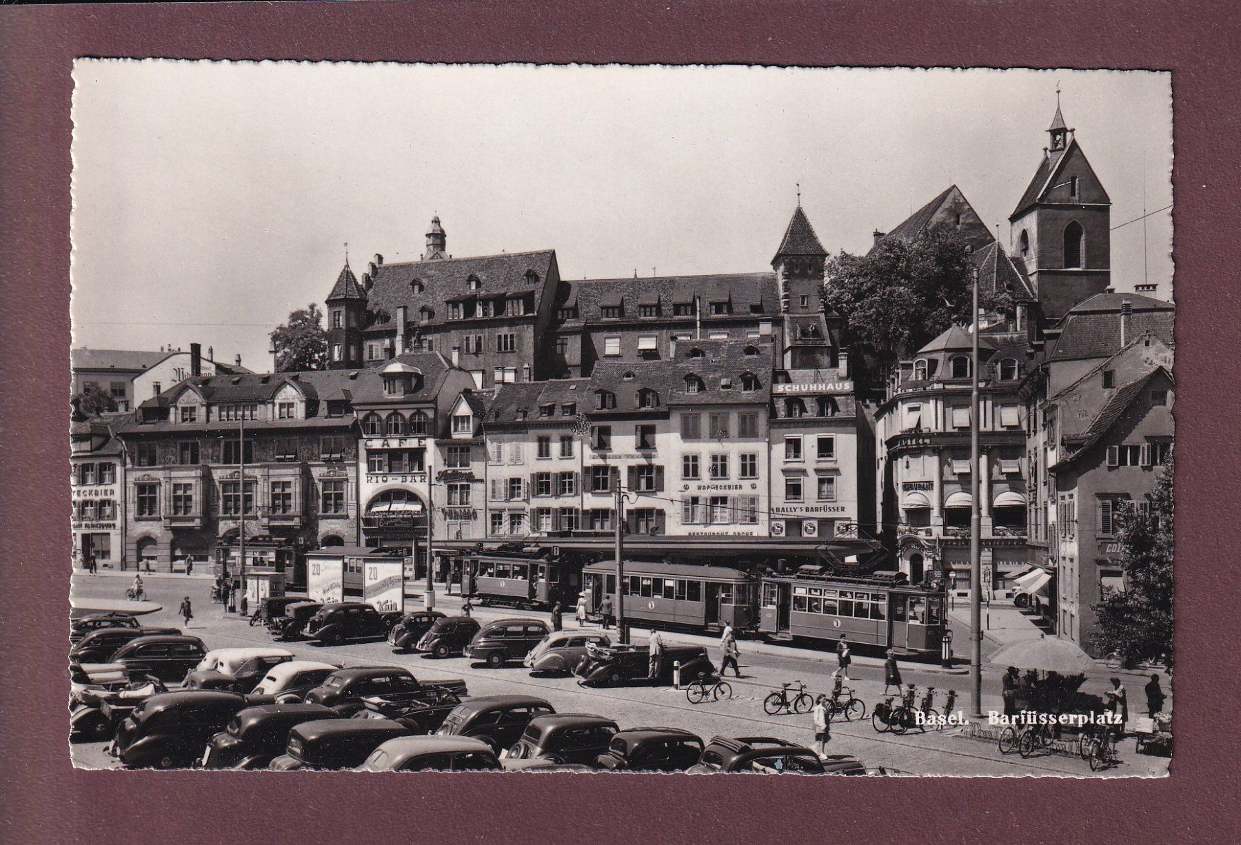 Ansichtskarten: BASEL - Barfüsserplatz - Auto - Tram – Gebraucht aus Pully von nicecards