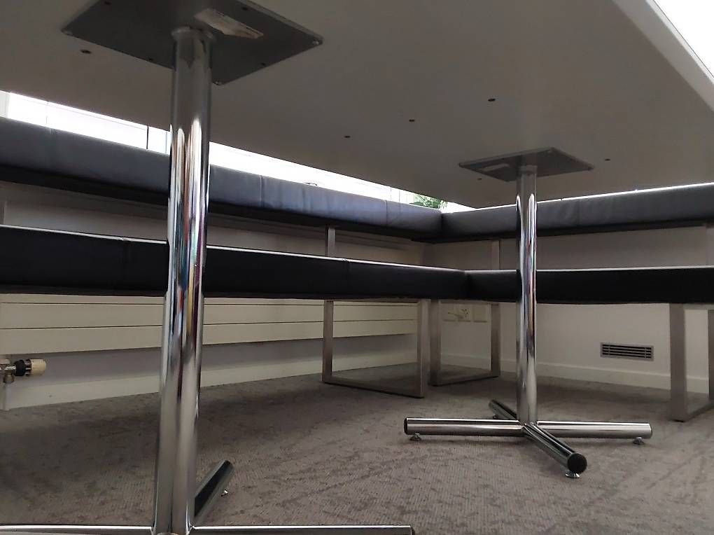 Tische: Glas/Holz/Metalltisch – Gebraucht aus Rupperswil von Geni22 3