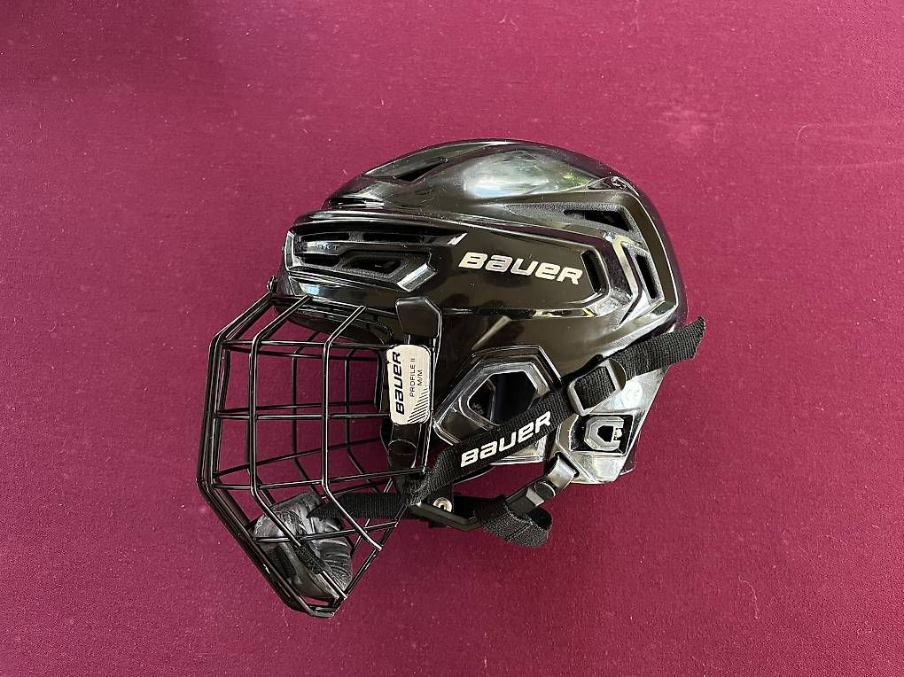 Bauer Caschi: Eishockeyhelm + Gitter – Usato da Hittnau venduto da rettus09