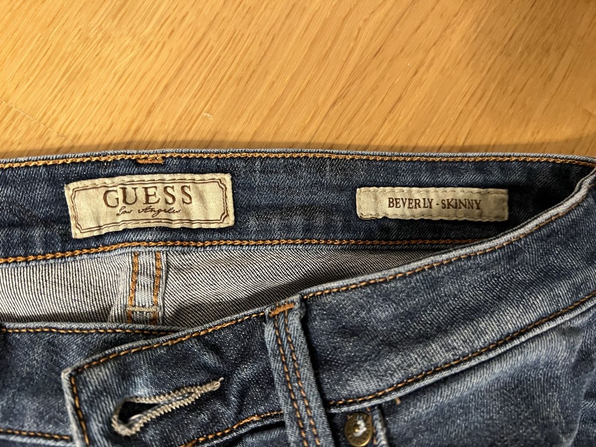Jeans: Jeans GUESS – Usato da Bôle venduto da dany2021 2