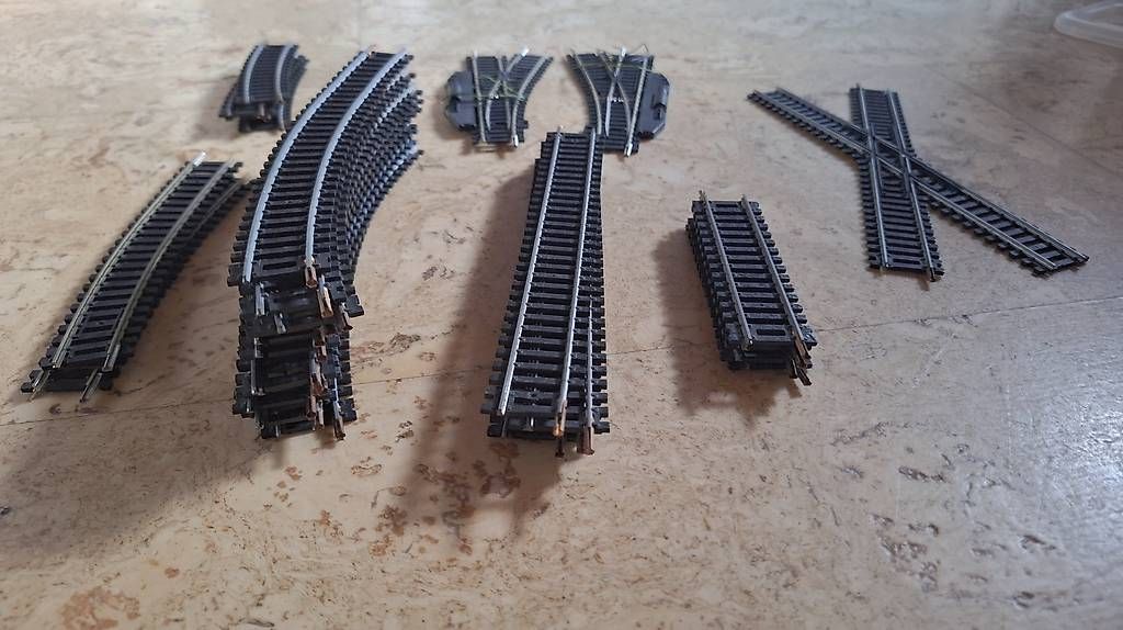 Trix Trains électriques: Minitrix Spur N Gleise – D'occasion à Chur par Rafael.Sch 1