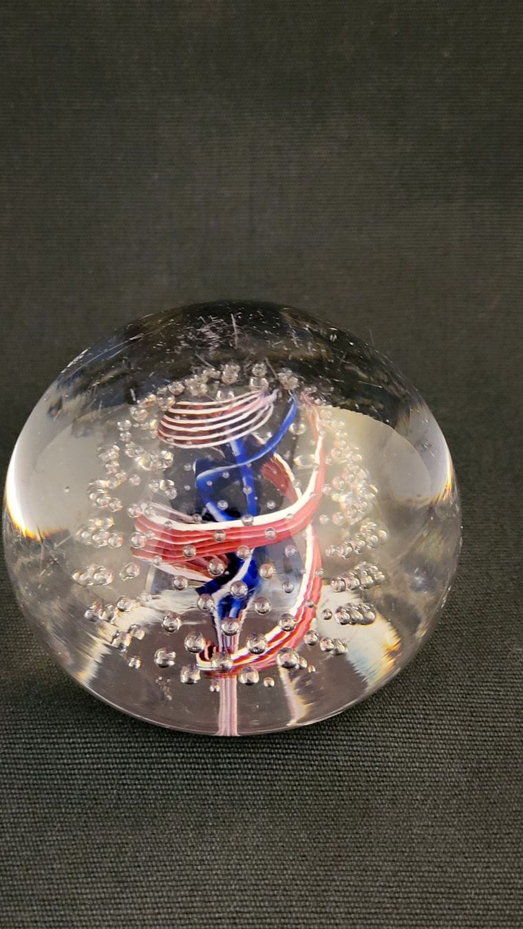 Figurines: Paperweight mit farbiger Spirale – D'occasion à Basel par spinne02 3