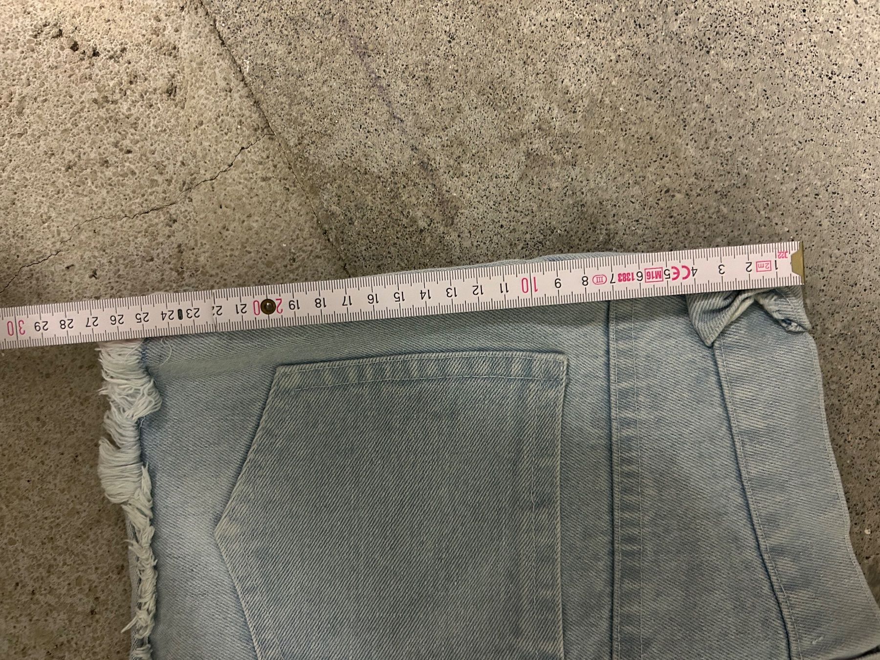 American Eagle Jeans: American Eagel Hotpants – Usato da Aarau venduto da megandris 3