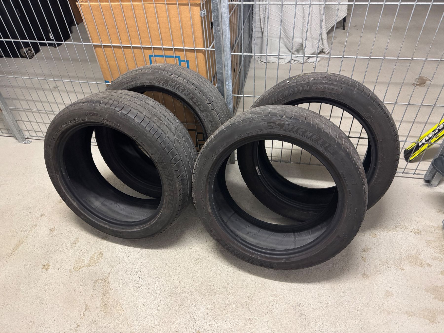 Michelin Pneus & Kompletträder: MICHELIN Primacy 4 225/45 R17 94V – Gebraucht aus Pratteln von rit_mg9s