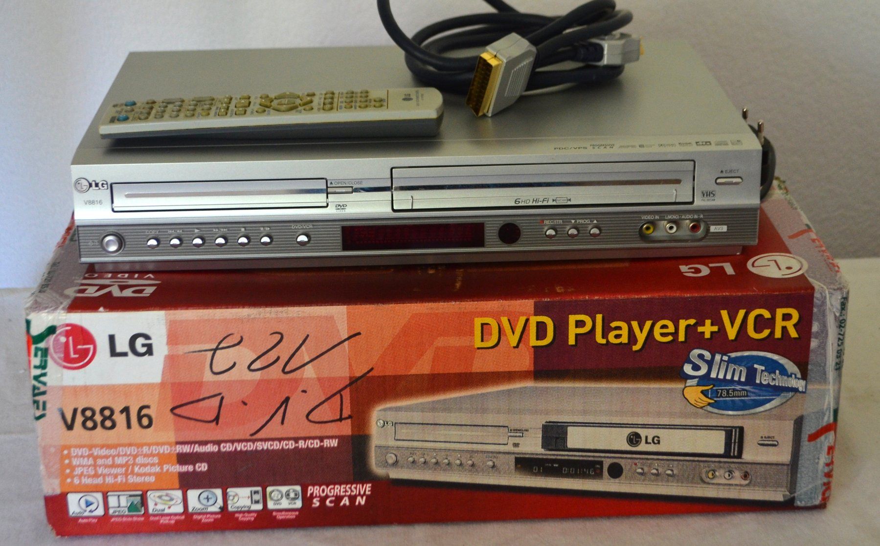 LG Registratori: Combo DVD/ VHS LG V8816 – Nuovo e nell'imballaggio originale da Collonges venduto da arashee 1