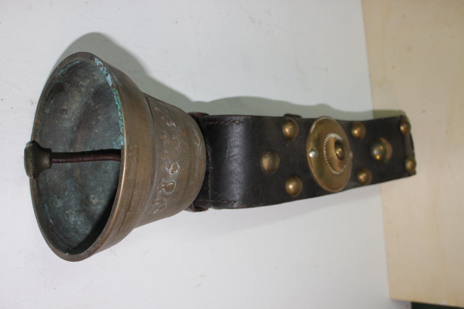 Glocken & Treicheln: Kuhglocke  Bronze – Gebraucht aus Reinach AG von hispo