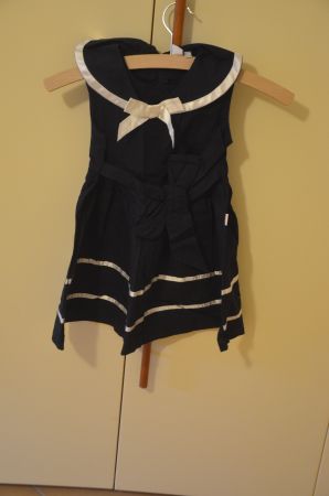 TAILLE 104 - JOLIE ROBE