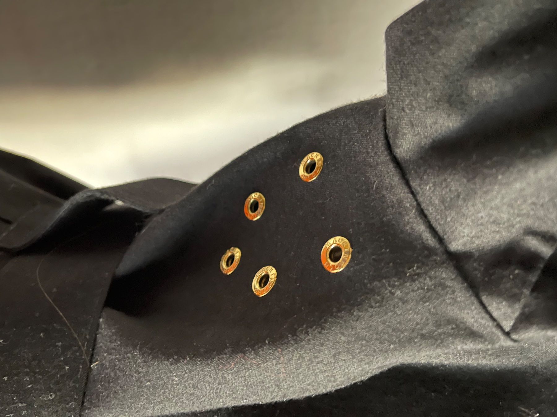 Cappotti: Mackintosh trench coat 1400! – Usato da Barna venduto da orbuyorcry 5