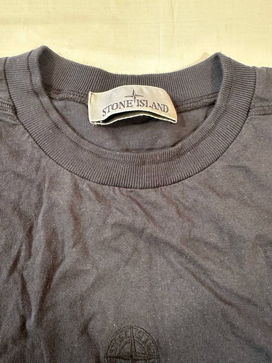 Stone Island T-shirt: Stone Island T–shirt – Usato da Pfäffikon ZH venduto da Nataliia. 2