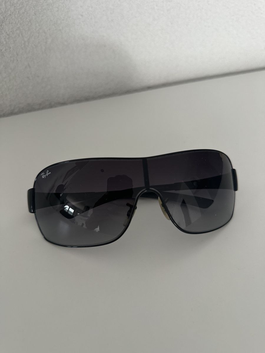 Ray-Ban Occhiali & Lenti: Ray Ban Sonnenbrille – Nuovo (secondo la descrizione) da Wallenwil venduto da roberta.gr