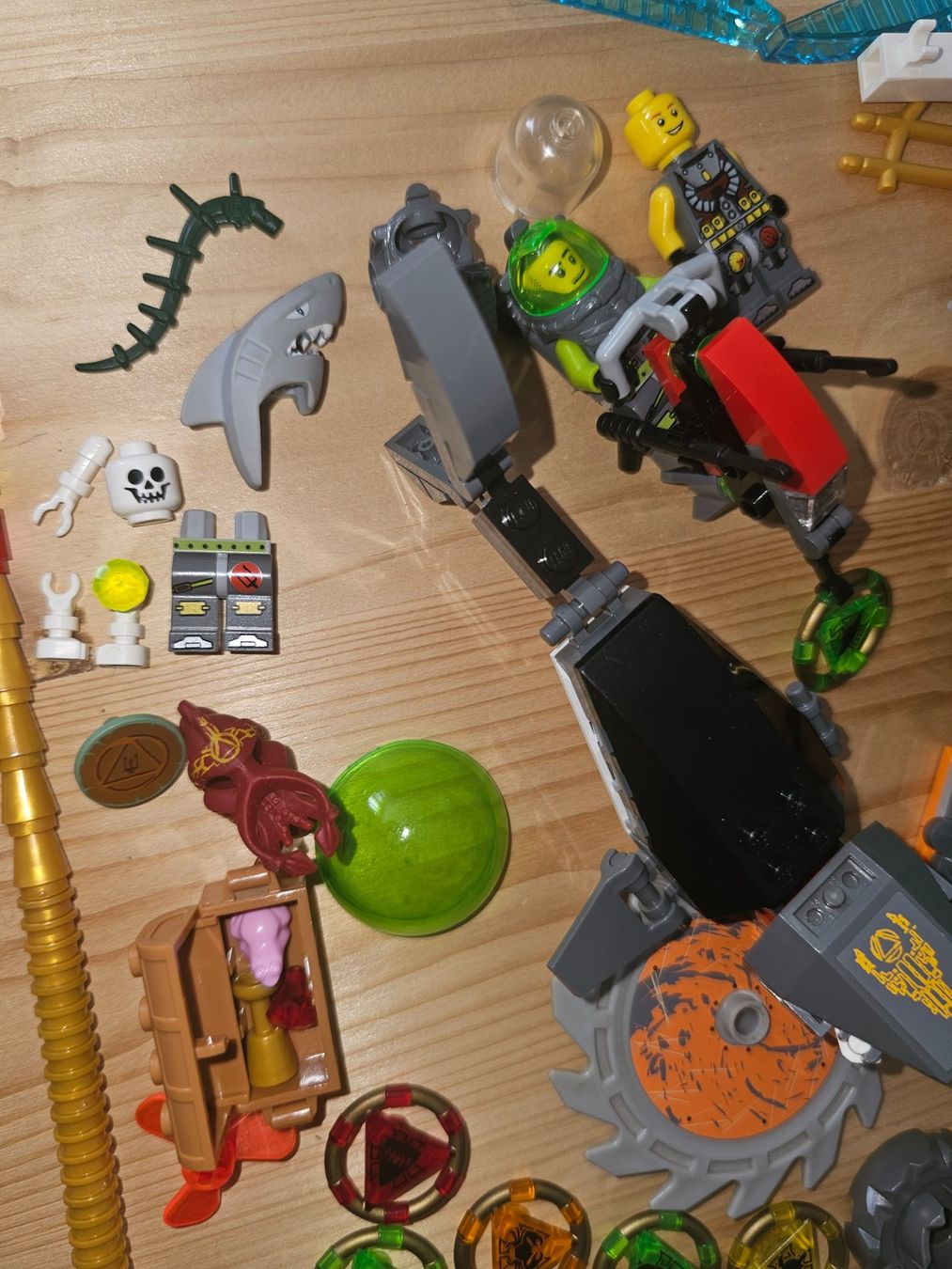 Lego Statuette: LEGO Atlantis Konvolut nicht komplett – Usato da Oberuzwil venduto da Peppi56 5