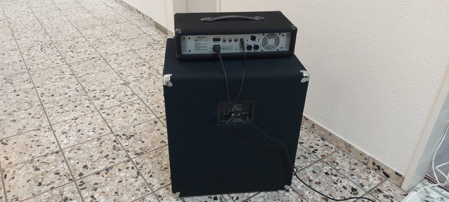 Amplificatori: Bass Amp Bundle Warwick WA 300 ,Warwick WCA 410 PRO – Usato da Glattbrugg venduto da Swissmusik 4