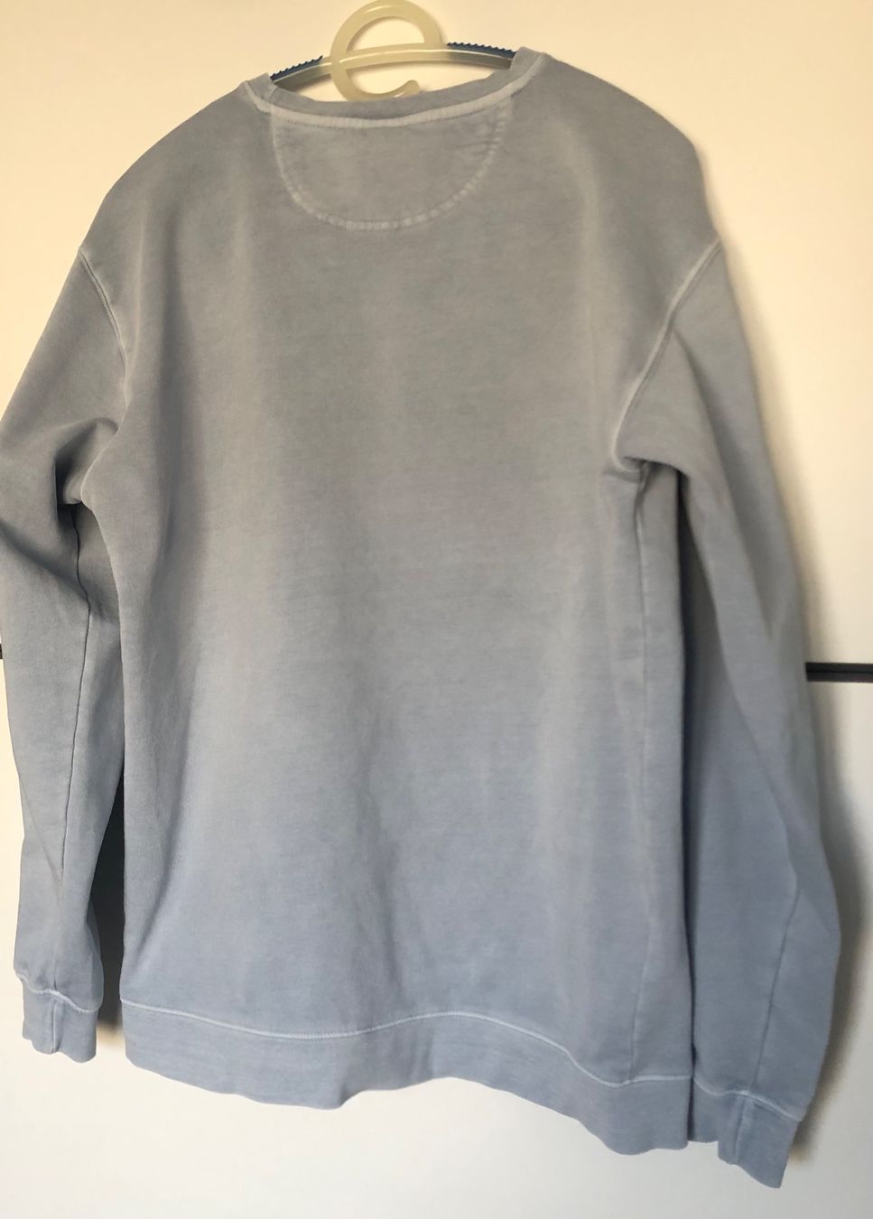 Pullover & Sweatshirts: Sweat vintage bleu clair taille L – Gebraucht aus Le Crêt-p-Semsales von staglione69 1