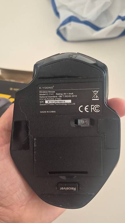 Mouse: Ergonomische Funkmaus E-YOOSO E-1141 – Usato da Winterthur venduto da sen_6dny 1