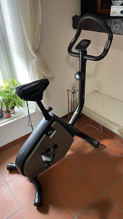 Hometrainer: Cyclette Domyos Essential 2 – Usato da Insone venduto da ono_h7l2