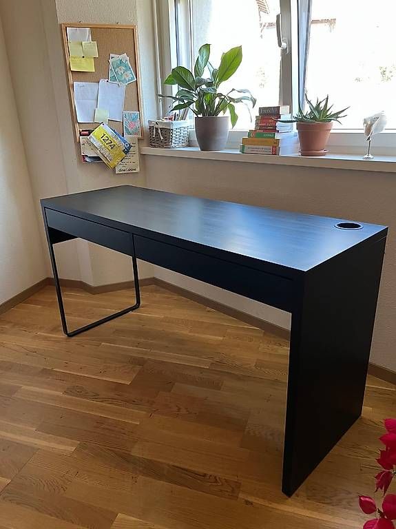 Bureaux: Office table / Bürotisch / Bureau – D'occasion à Aigle par koa_j7fx 1