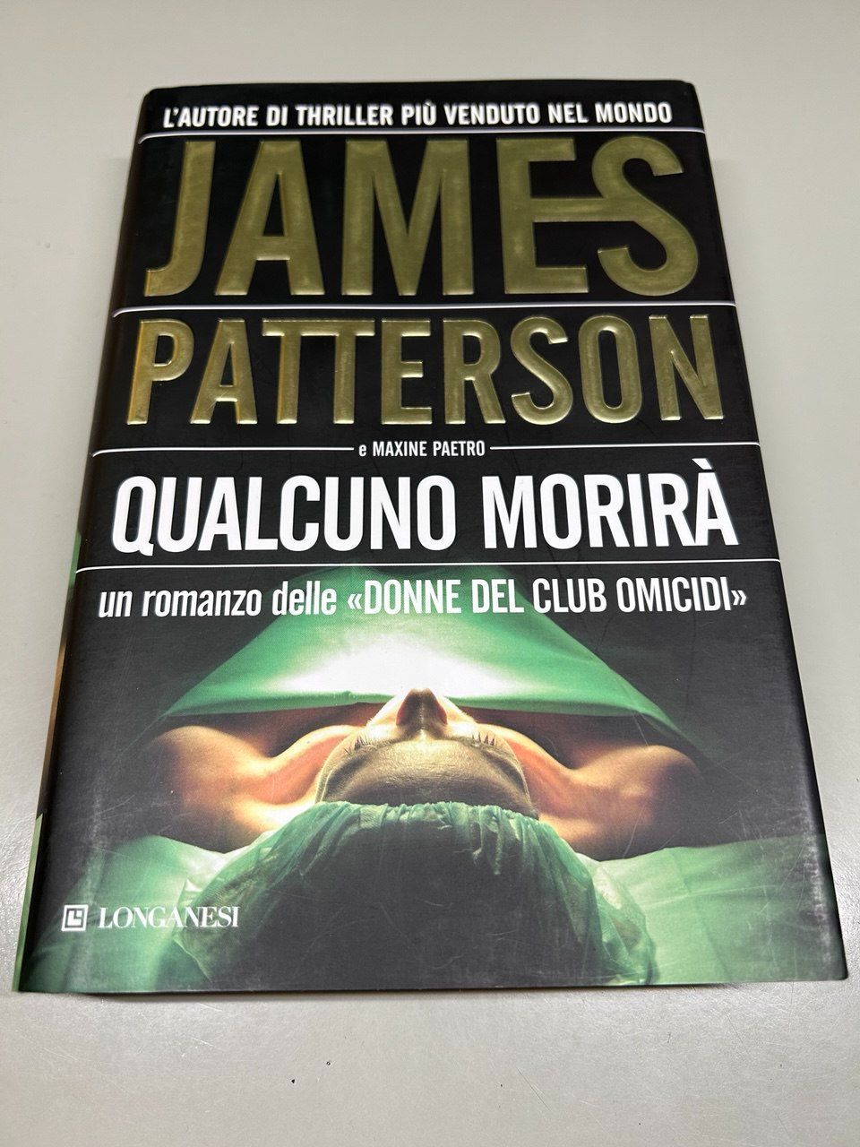 Bücher: "Qualcuno morirà" di James Patterson e Maxine – Gebraucht aus Giubiasco von LorisVale
