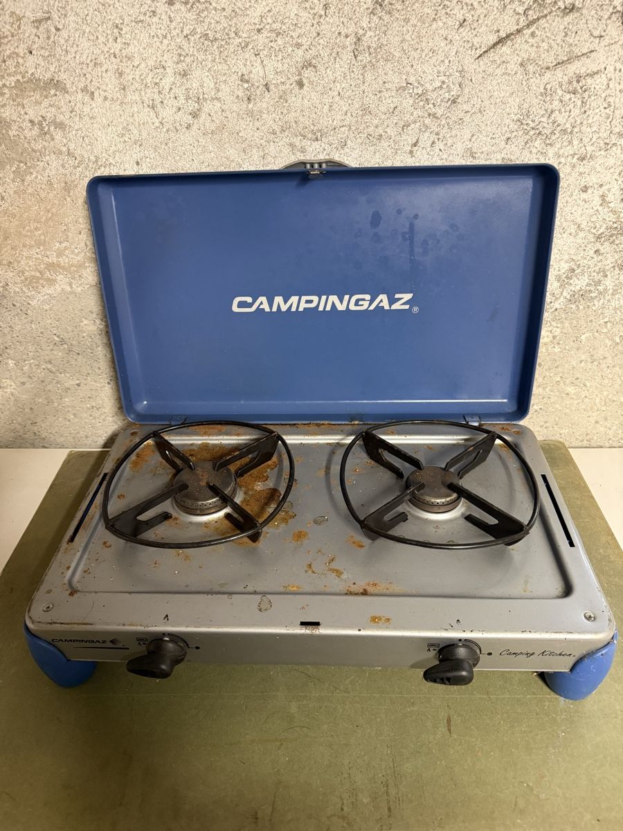 Griglie: Campingaz Camping Kitchen 2 Kochfelder – Usato da Birmenstorf AG venduto da Pat_roll.