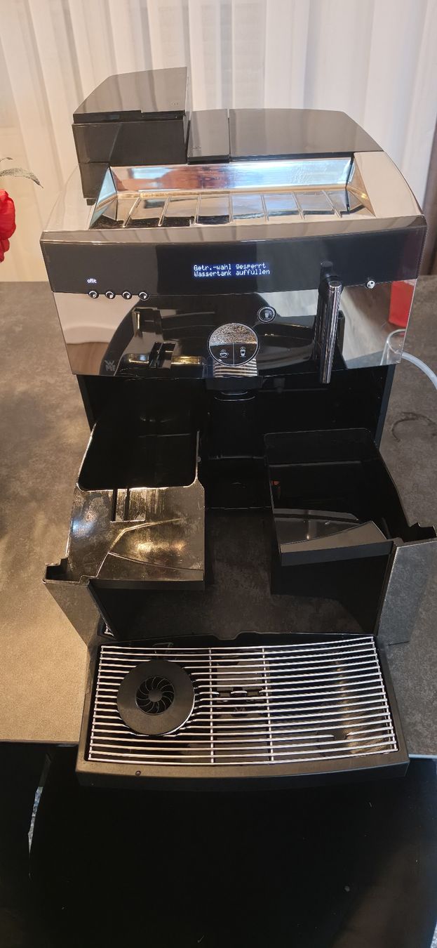 WMF Macchine per caffè & Macchine per espresso: WMF 1000 Professional - ab Service - 6 Monaten Garantie – Usato da Oensingen venduto da Sip77 6