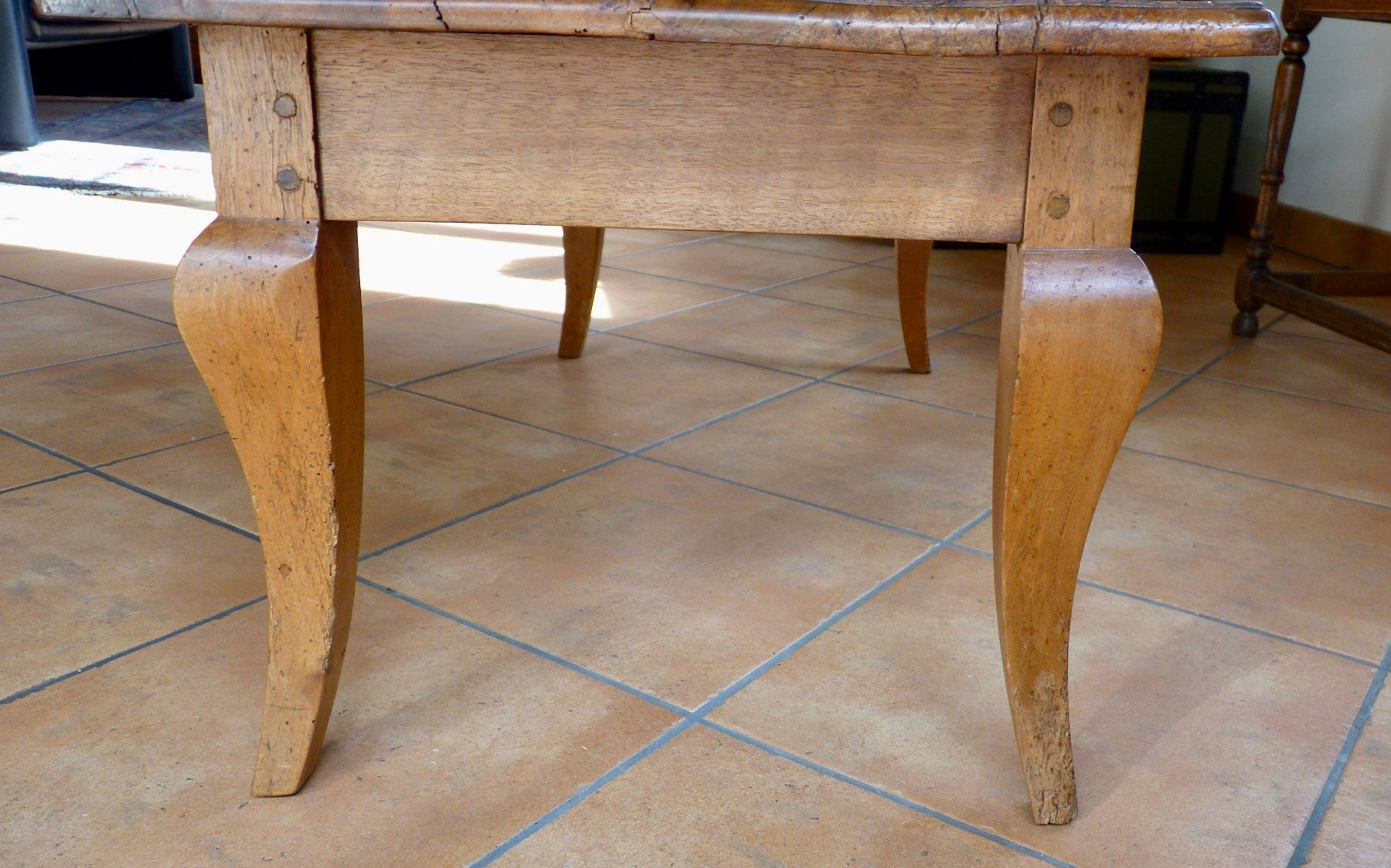 Tische: Table basse ancienne, très sympathique – Gebraucht aus Sorens von raffiot 2