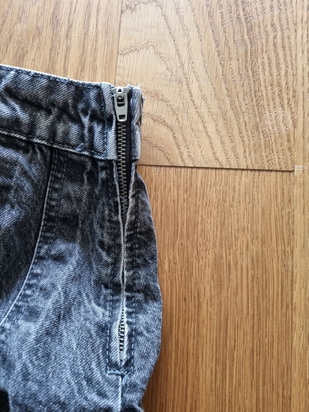 Stradivarius Jupes: Schwarzes Jeans Röckli – D'occasion à Gelfingen par GaelleBr 2