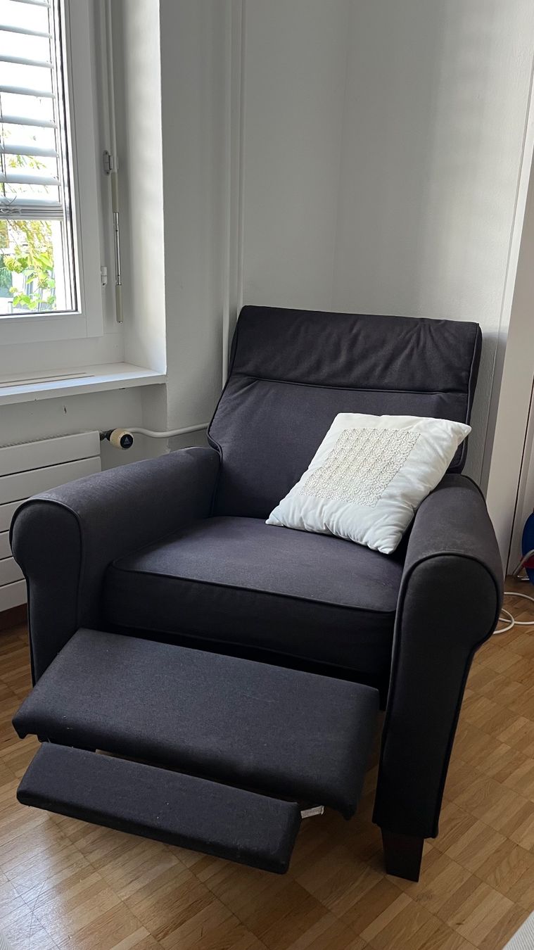 Ikea Sessel: IKEA Sessel Schwarz Stoff mit Liegefunktion – Gebraucht aus Zürich von anc_7fh7 1