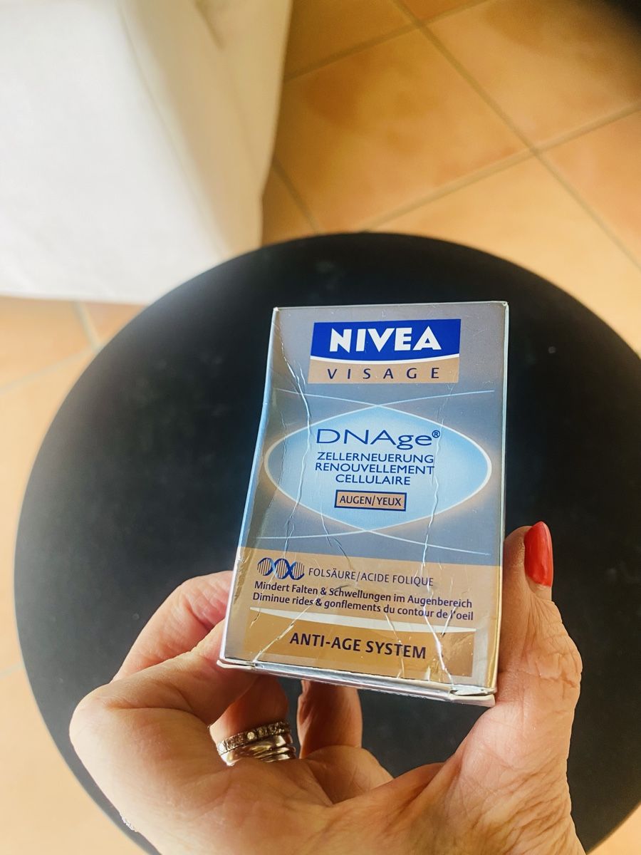 Nivea Cura del viso: Nivea creme yeux DNAge neuf – Nuovo e nell'imballaggio originale da Belmont-sur-Lausanne venduto da chu_vxf5 1