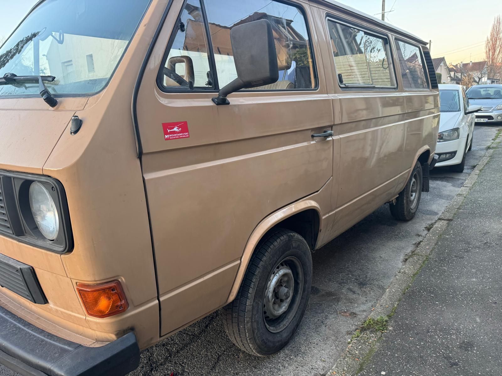 VW Automobili: Volkswagen multivan t2 automat – Usato da Basel venduto da Robi_roberto 2