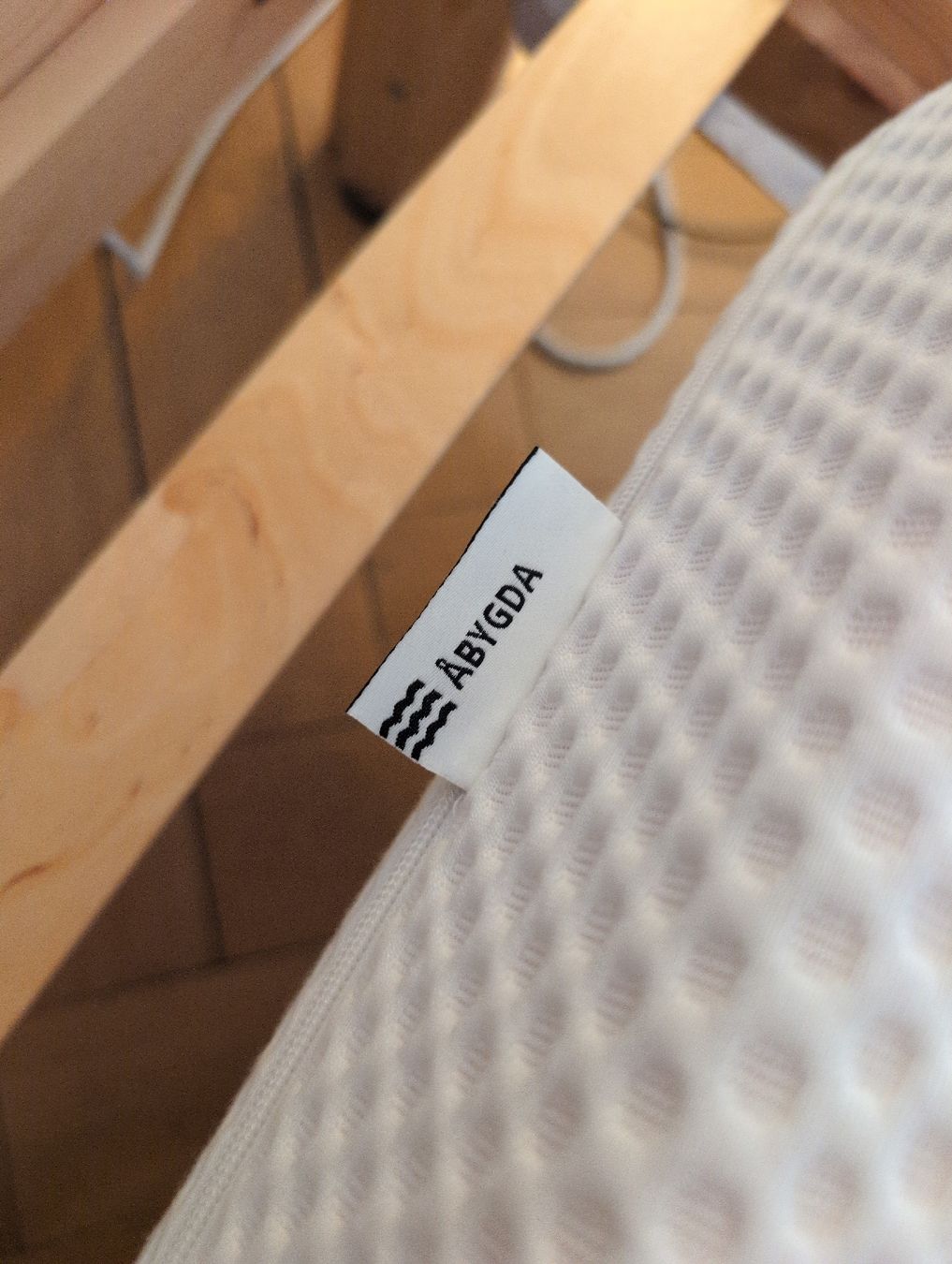 Ikea Betten: Ikea Bed Neiden + Abygda mattress – Gebraucht aus Basel von tho_vmt9 1