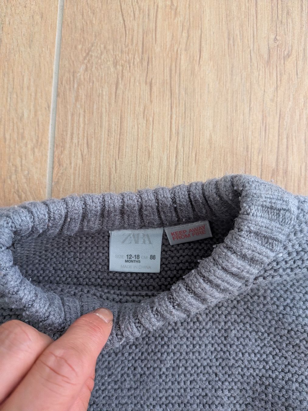 Zara Maglioni & Felpe: Dicker Strick Pullover Grösse 86 – Usato da Eschenbach SG venduto da SanFranciscoCalifornia 1