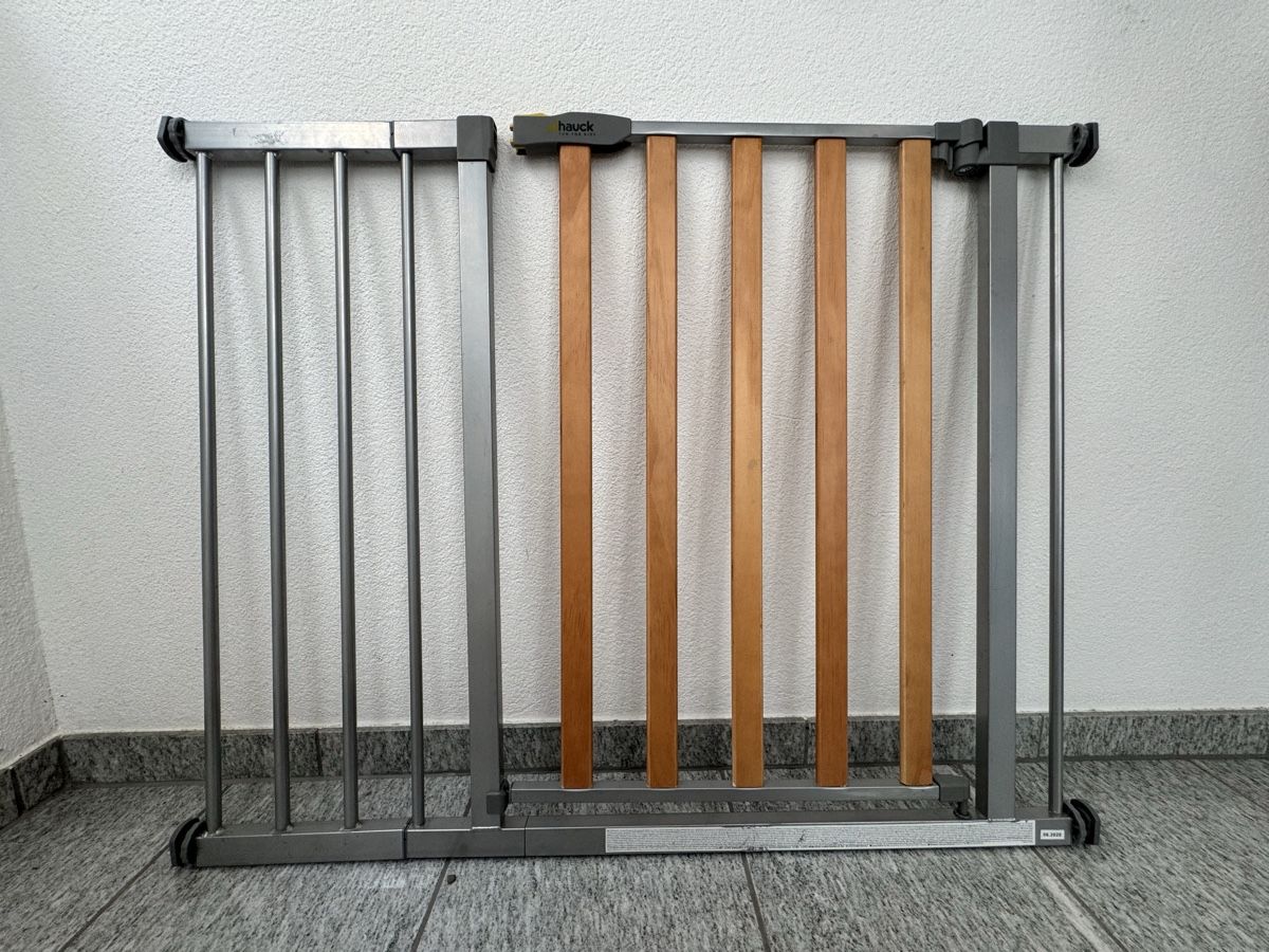 Recinzioni: Hauck Safety Gate, Extendable - Keep Your Child Safe! – Usato da Bülach venduto da ViktoriiaMatus