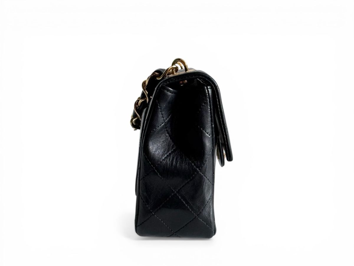 Chanel Borse da donna: CHANEL Lambskin Mini Flap Chain Handle Bag Tasche – Usato da Kriens venduto da hannaandkiko 1